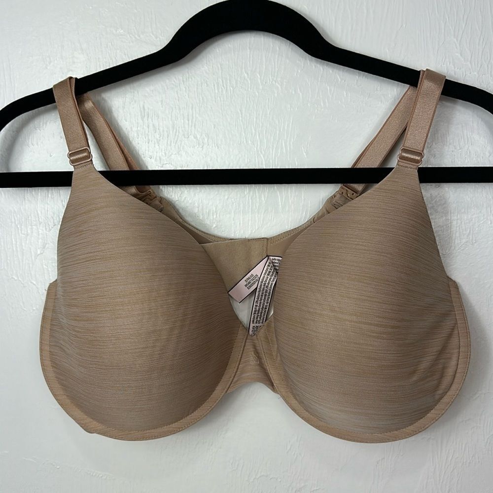 Victoria’s Secret Beige Uplift Semi Demi Underwire Bra Size 38DDD